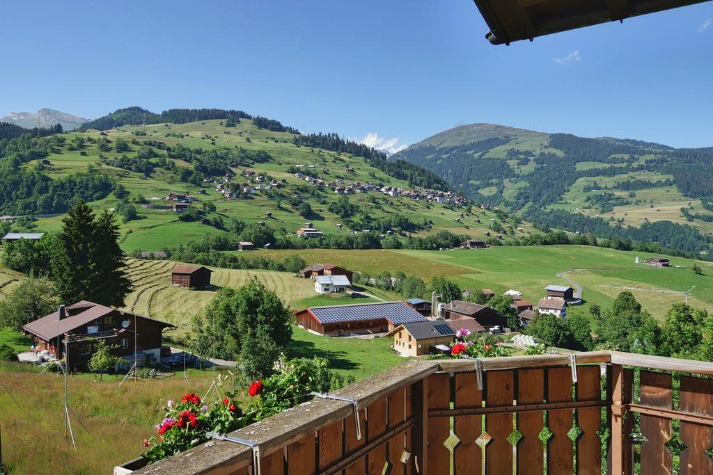 Familien Und Wanderhotel Clarezia Breil/Brigels Room photo